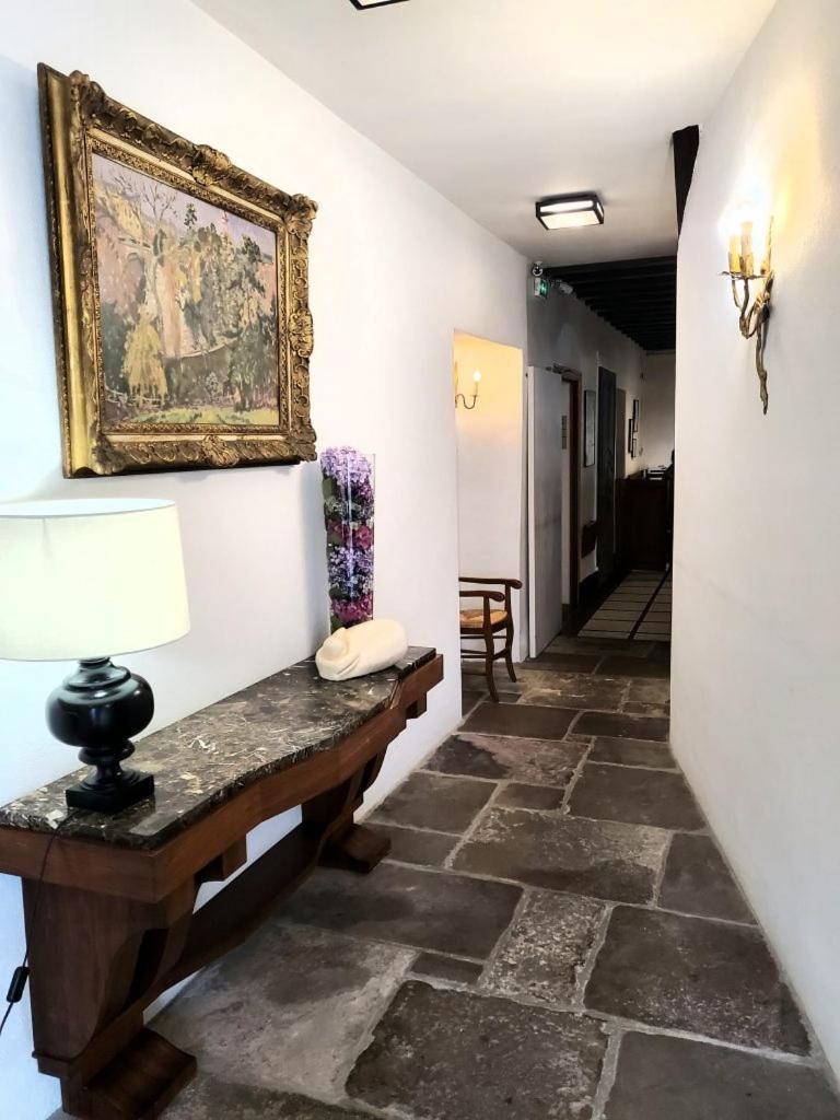 Grand De La Poste Hotel 3*