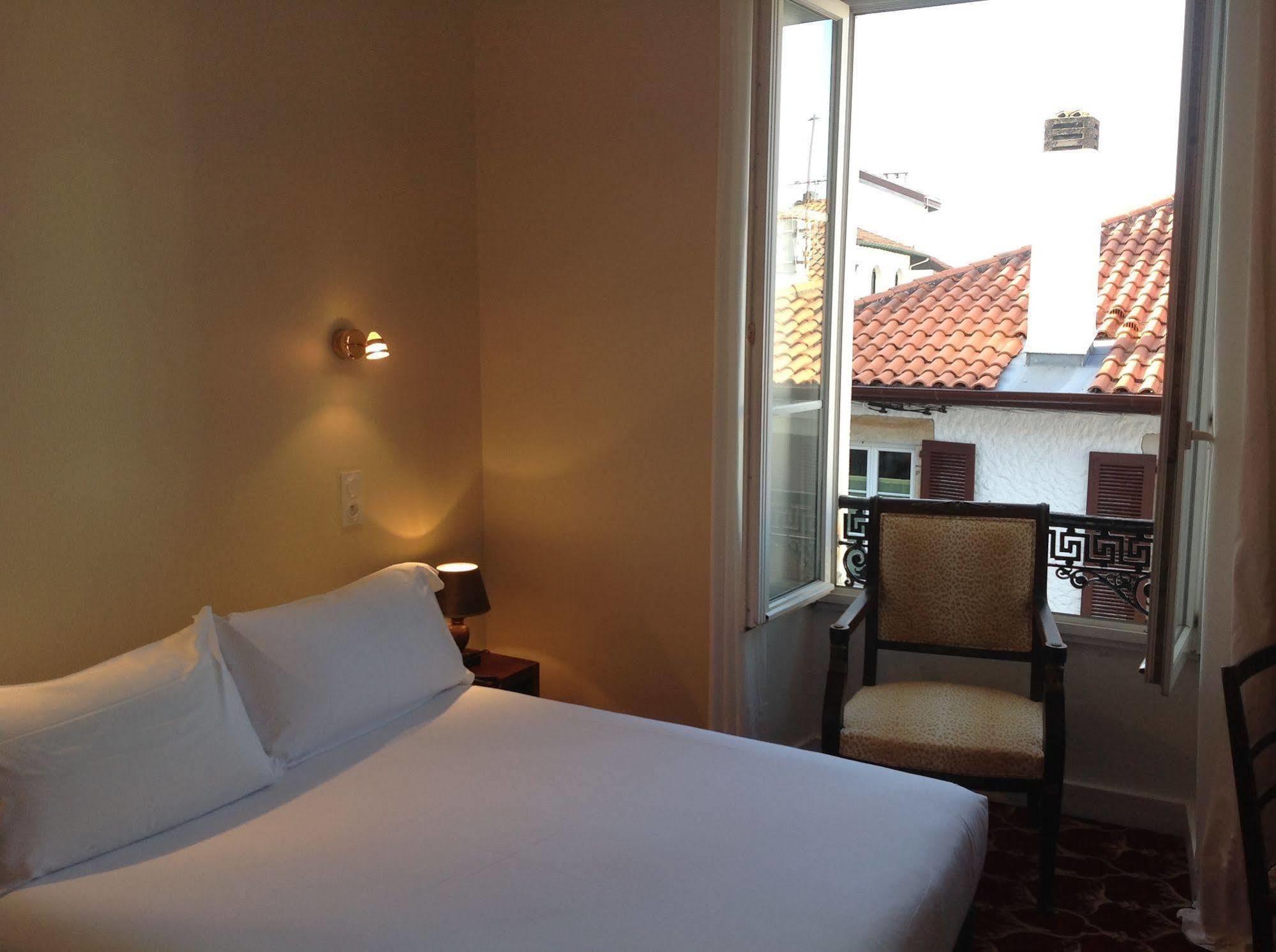 Grand De La Poste Hotel 3*